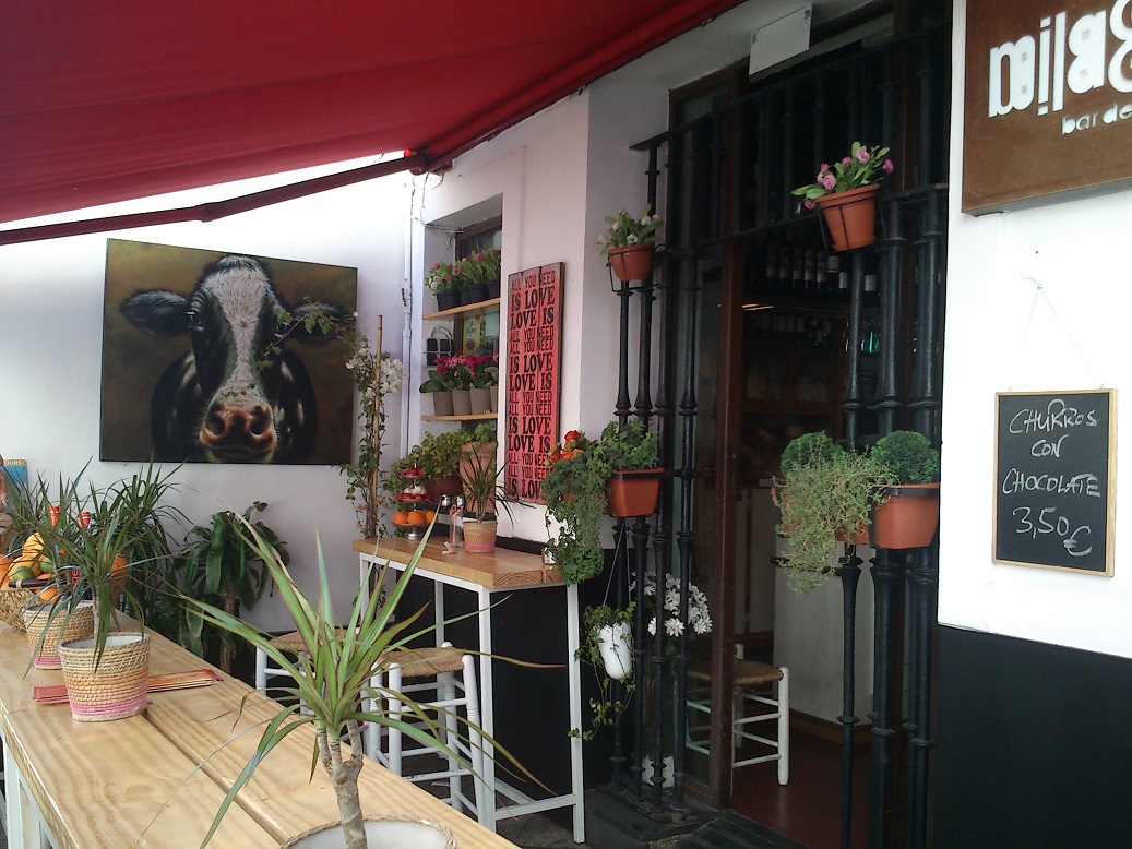 Największą zaletą Sewilli jest to, że restauracje i kawiarnie są tu na każdym kroku