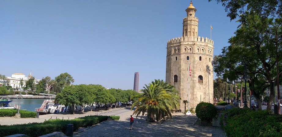 Złota Wieża Torre del Oro w Sewilli